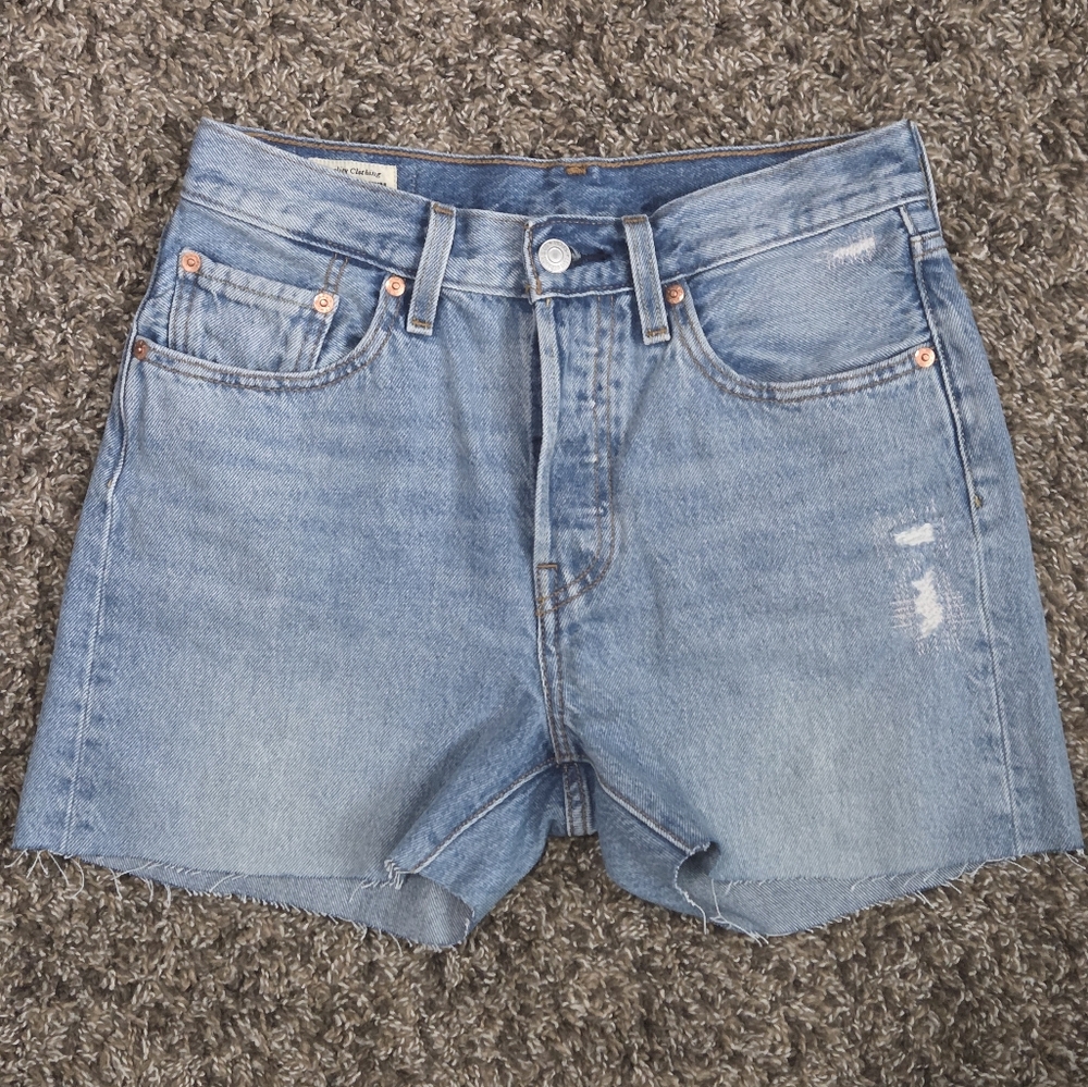 Levi Shorts Size 27 - Picture 1 of 6